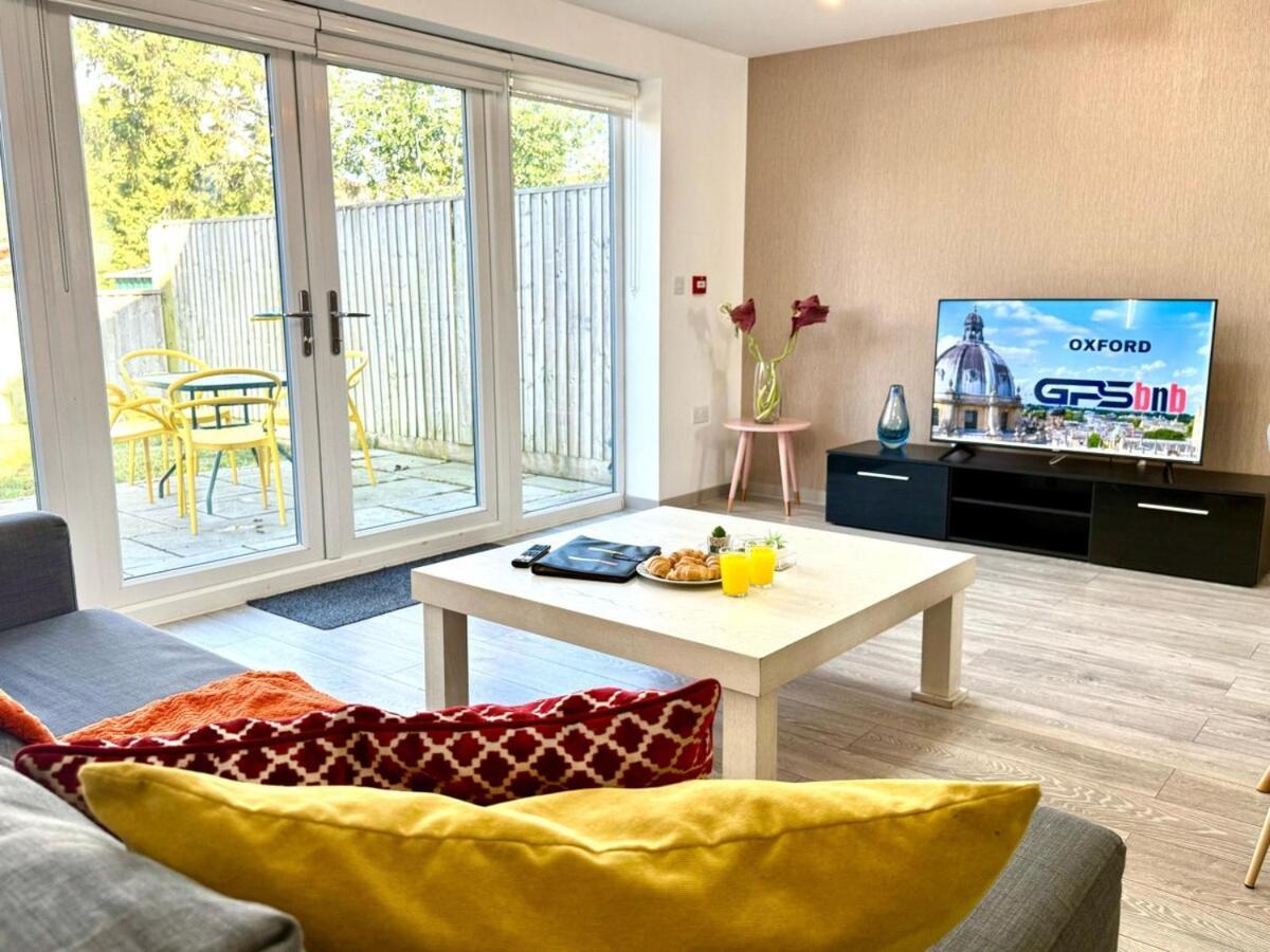 Horizon House, Stunning 2-Bedroom Flat 1, Parking, Netflix, Oxford Exterior photo