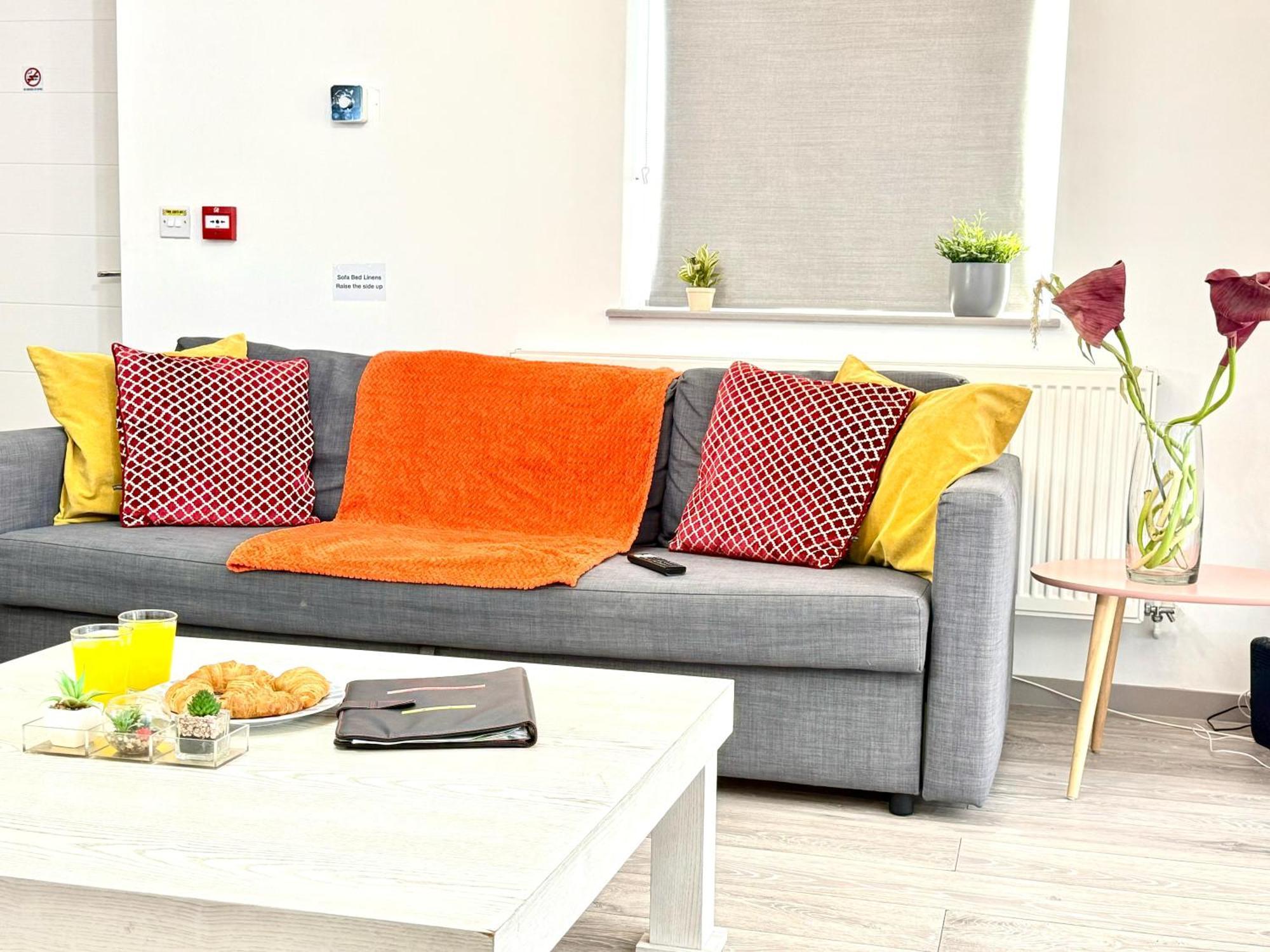 Horizon House, Stunning 2-Bedroom Flat 1, Parking, Netflix, Oxford Exterior photo